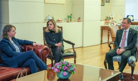 CHP lideri Özel, Fransa’nın Ankara Büyükelçisi Dumont ile görüştü